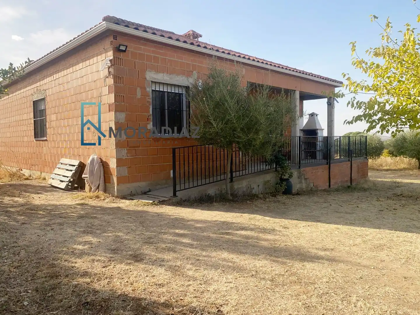 Vista exterior de Casa o xalet en venda en Don Benito amb Jardí privat i Traster
