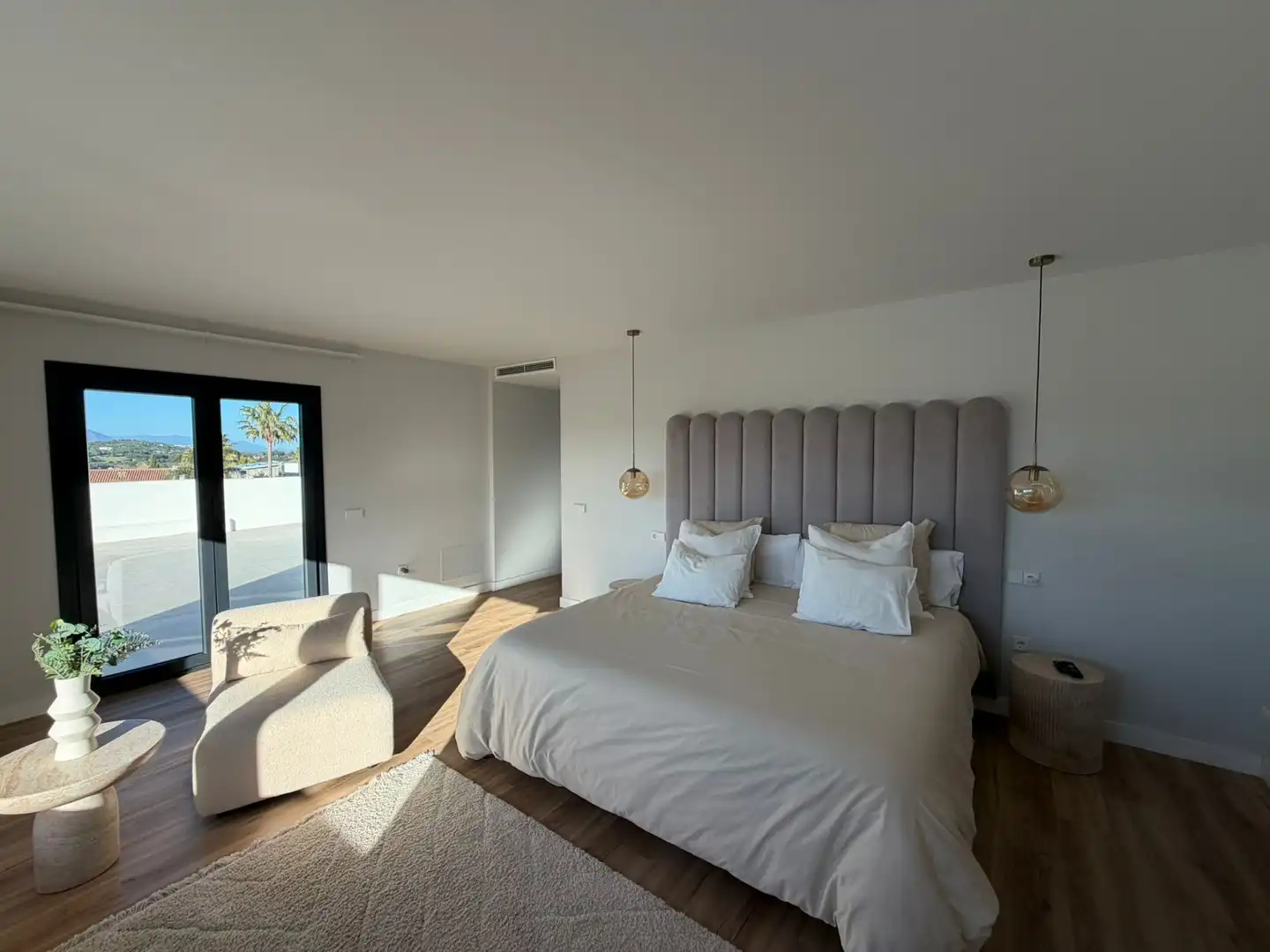 Schlafzimmer von Haus oder Chalet zur Miete in Sotogrande mit Klimaanlage, Privatgarten und Terrasse