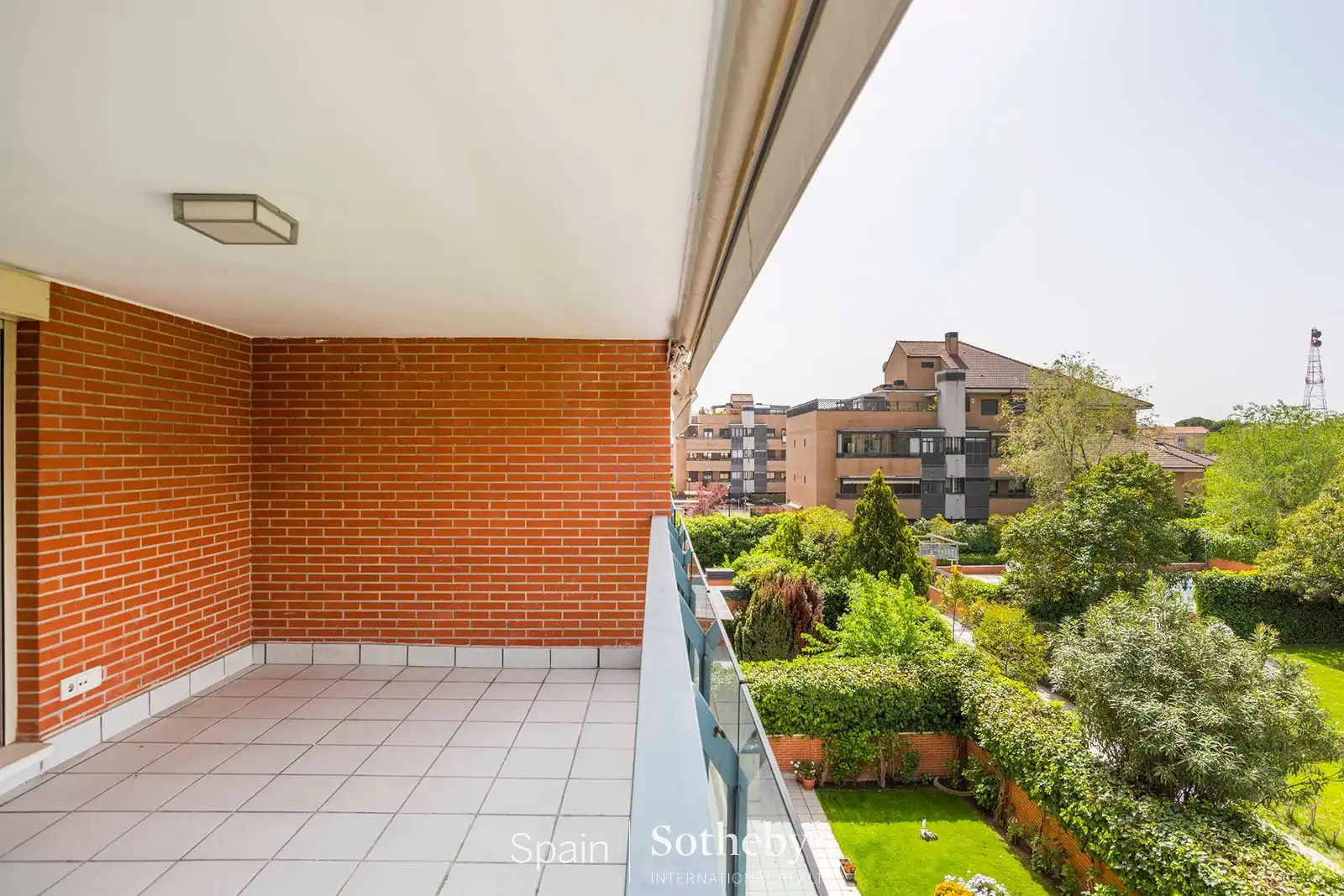 Terrassa de Apartament de lloguer en Pozuelo de Alarcón amb Aire condicionat, Calefacció i Terrassa