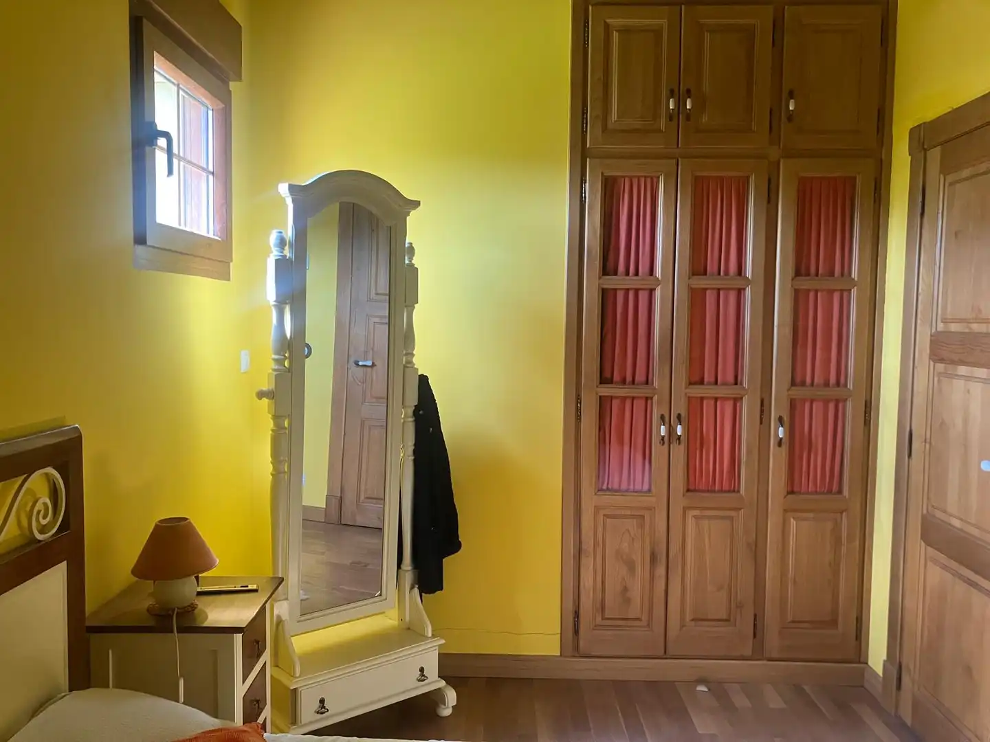 Habitación de Casa o chalet en venta en Santiurde de Toranzo con Calefacción, Jardín privado y Terraza