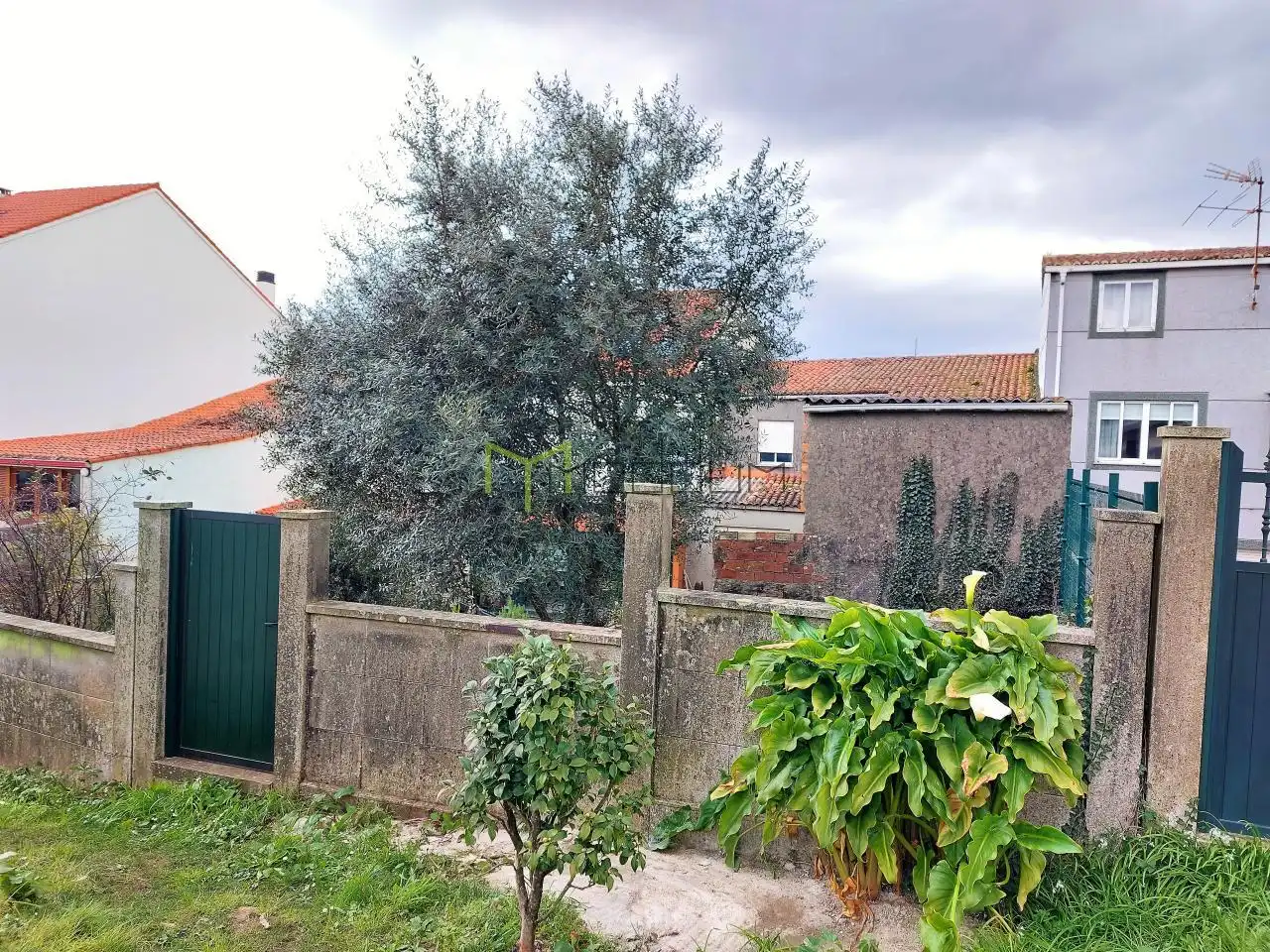 Jardín de Casa o chalet en venta en Santiago de Compostela  con Calefacción y Jardín privado