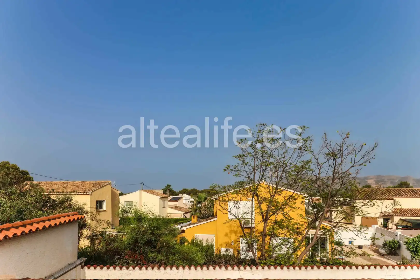 Vista exterior de Casa o chalet en venta en La Nucia con Aire acondicionado, Jardín privado y Terraza