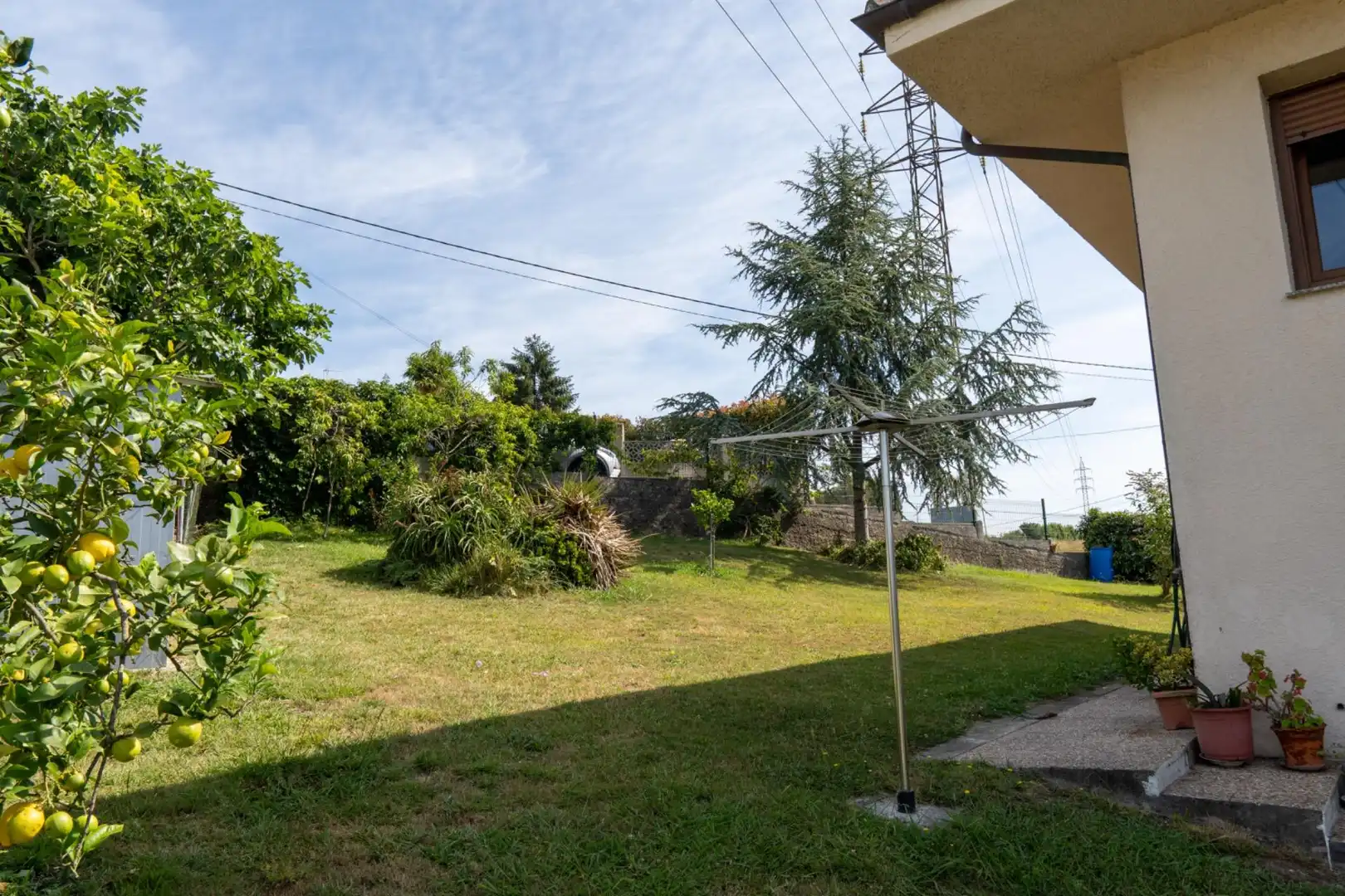 Jardí de Casa o xalet en venda en Gijón  amb Calefacció, Jardí privat i Terrassa