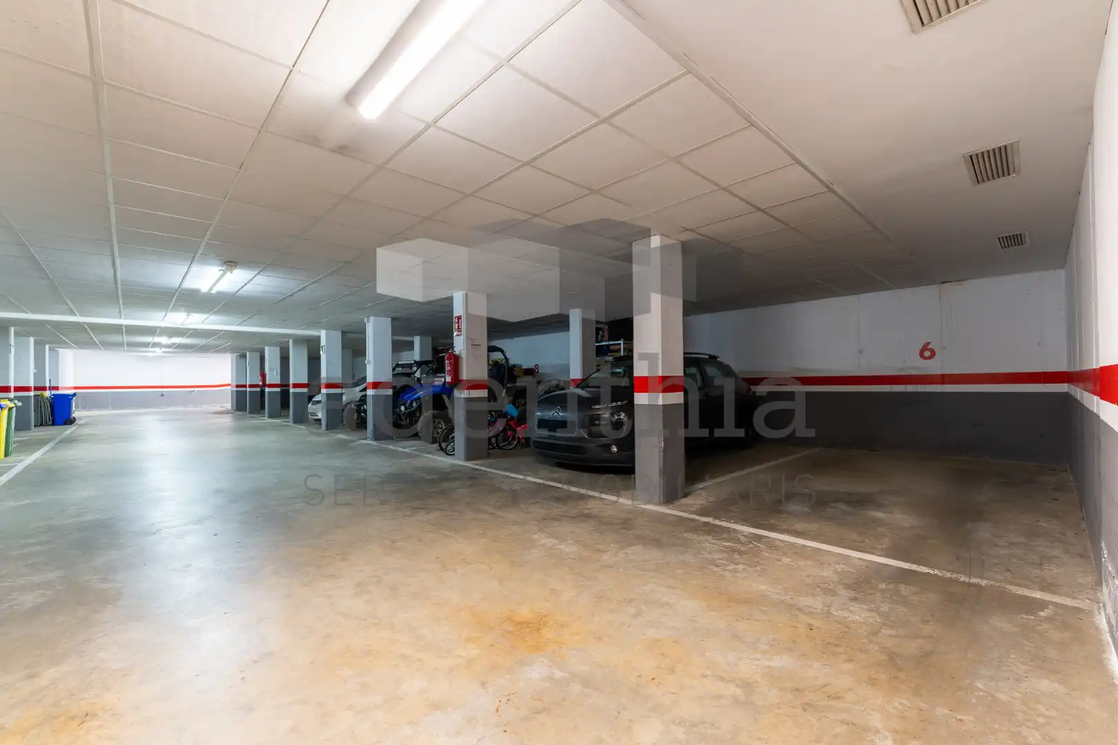 Parking de Casa adosada en venta en Aiguaviva con Aire acondicionado, Calefacción y Terraza