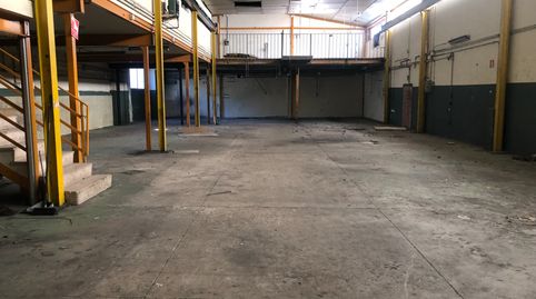 Foto 2 von Fabrikhallen zur Miete in Batoi, Alcoy / Alcoi