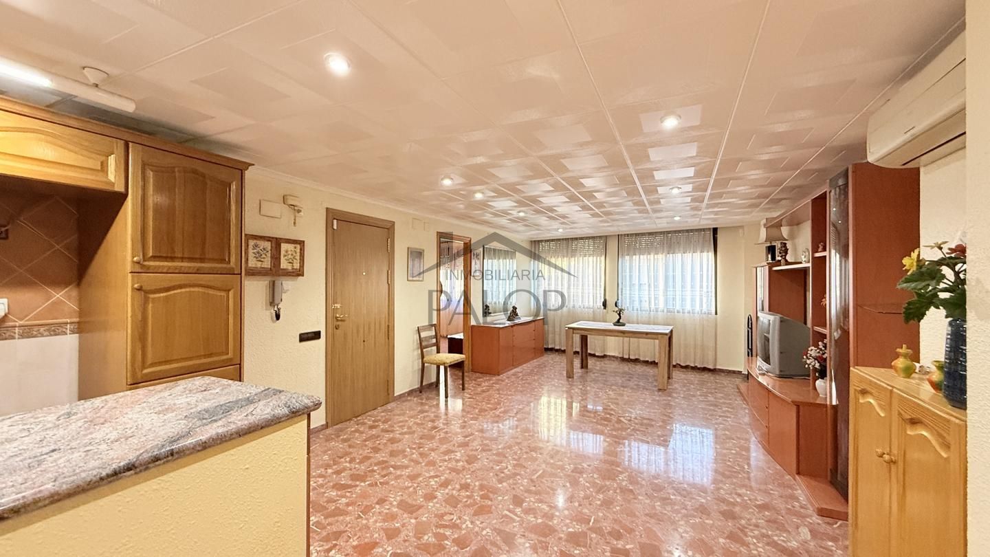 Kitchen of Flat for sale in Carcaixent  with Air Conditioner, Terrace and Furnished