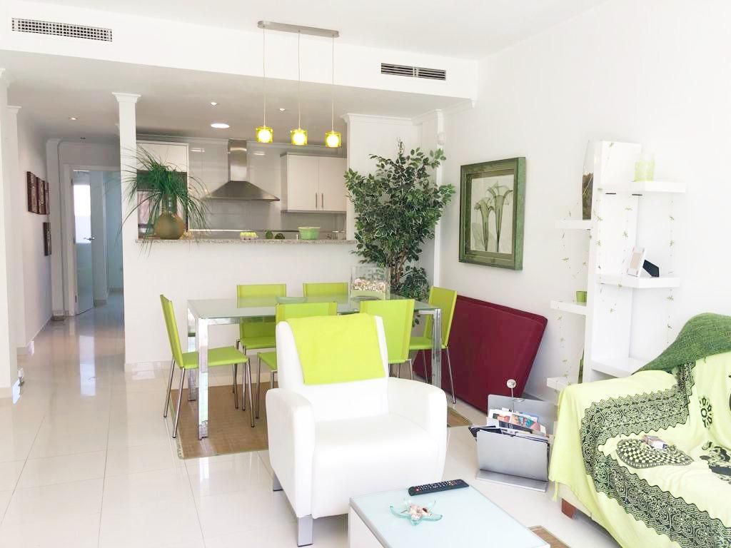 Dining room of Apartment to rent in Dénia  with Air Conditioner, Heating and Private garden