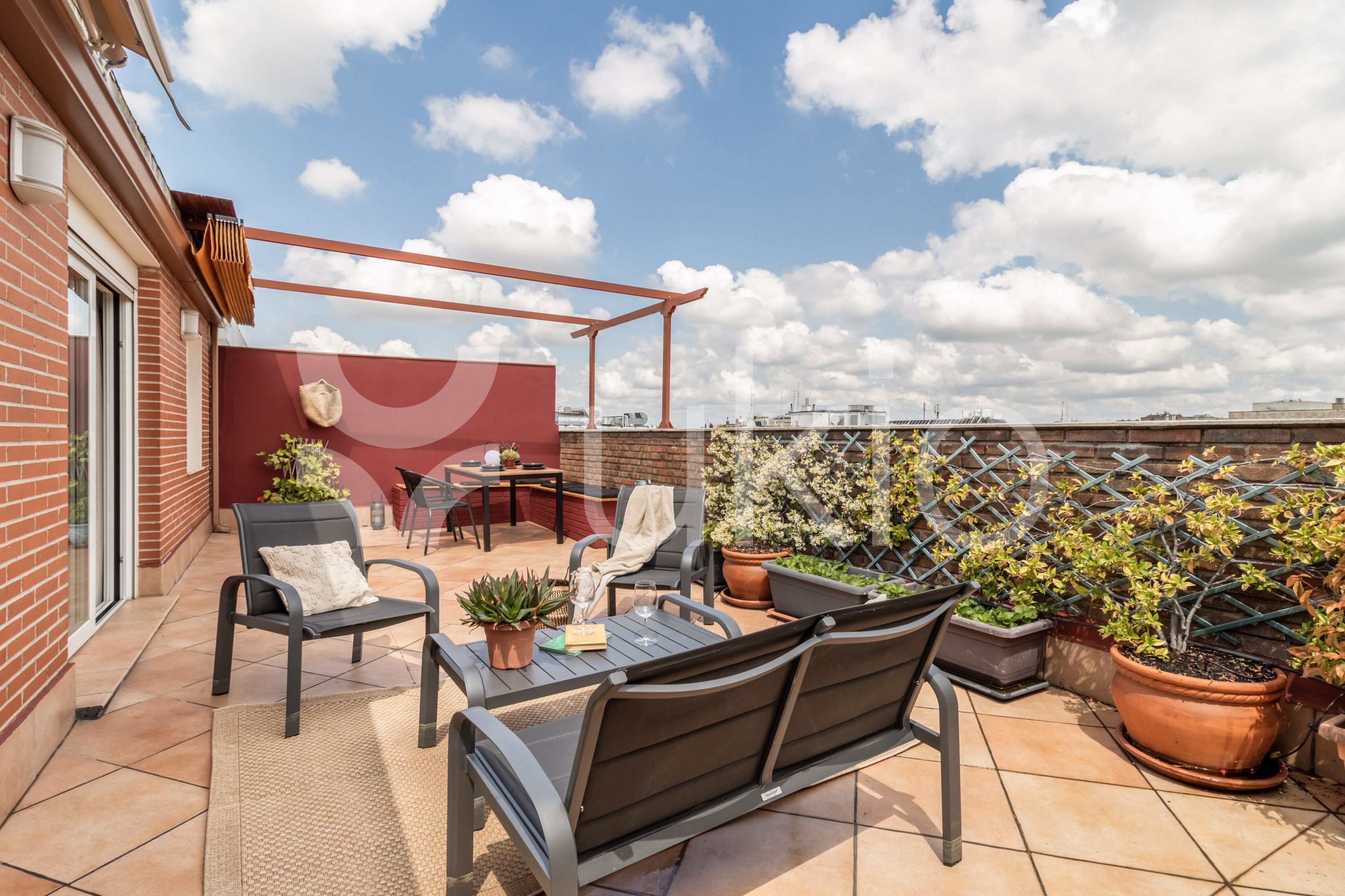 Terraza de Apartamento de alquiler en  Madrid Capital con Aire acondicionado, Calefacción y Terraza