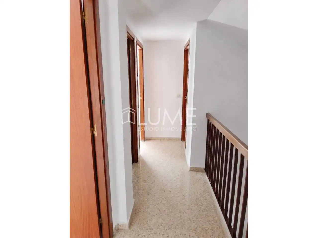 Houses for sale in Sevilla  with Air Conditioner and Community pool
