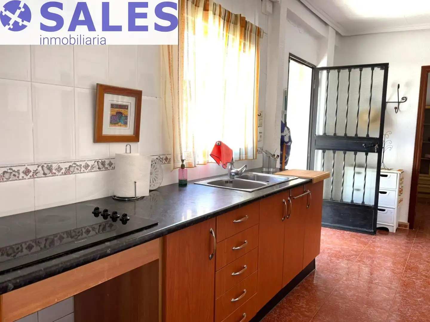 Cocina de Casa o chalet en venta en Montserrat con Jardín privado, Terraza y Trastero