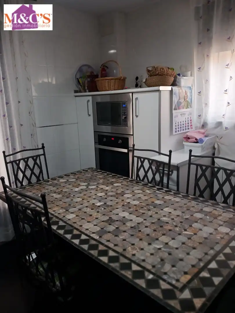 Cuina de Casa o xalet en venda en Puertollano amb Aire condicionat, Calefacció i Traster