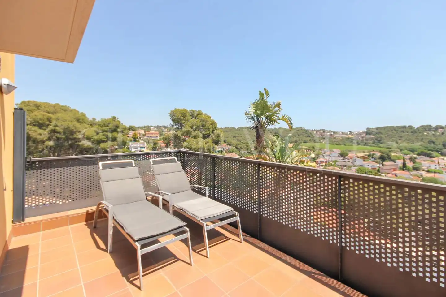 Terrassa de Casa o xalet en venda en Cubelles amb Aire condicionat, Calefacció i Jardí privat