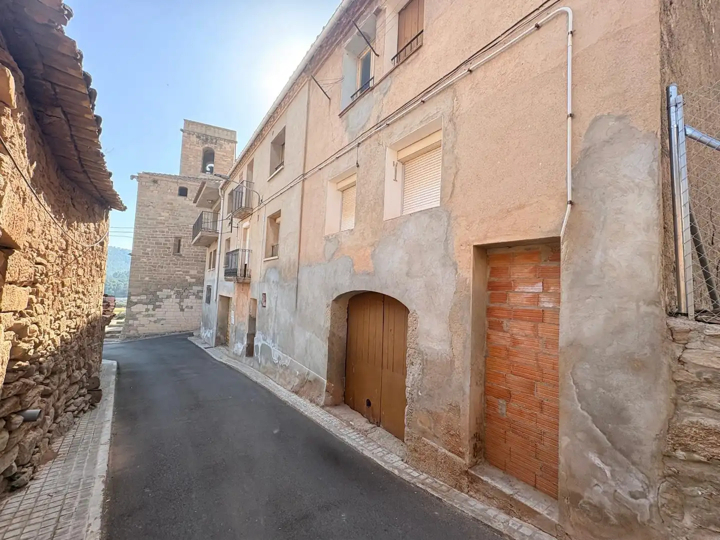 Vista exterior de Finca rústica en venda en Jorba amb Terrassa, Traster i Balcó
