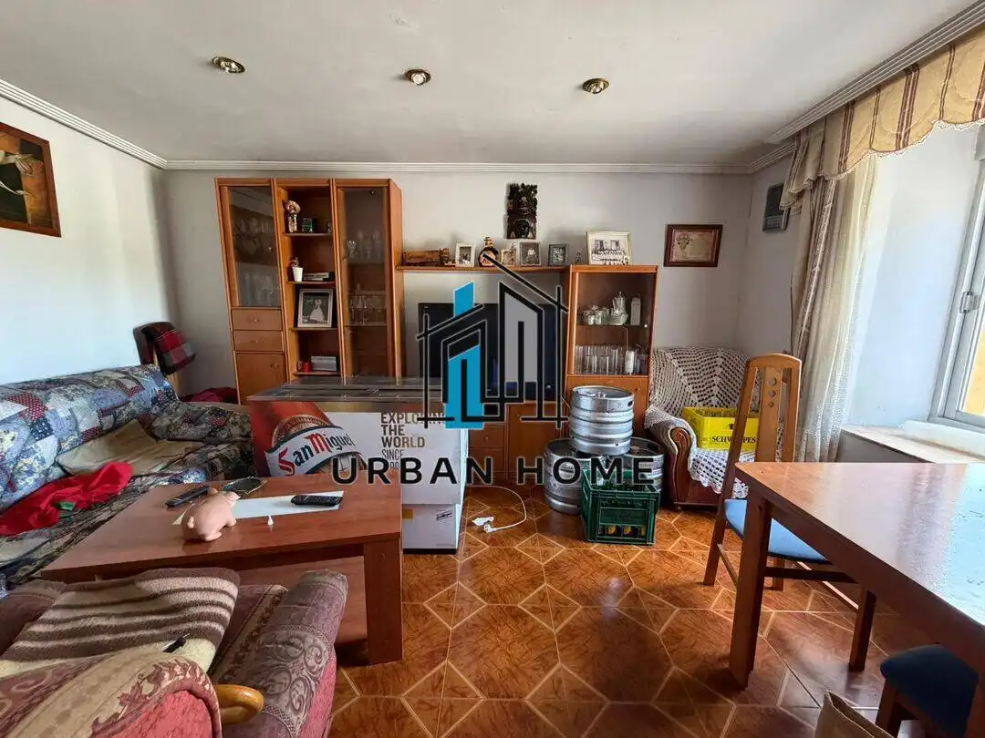 Sala de estar de Casa o chalet en venta en Cimanes del Tejar con Calefacción y Jardín privado
