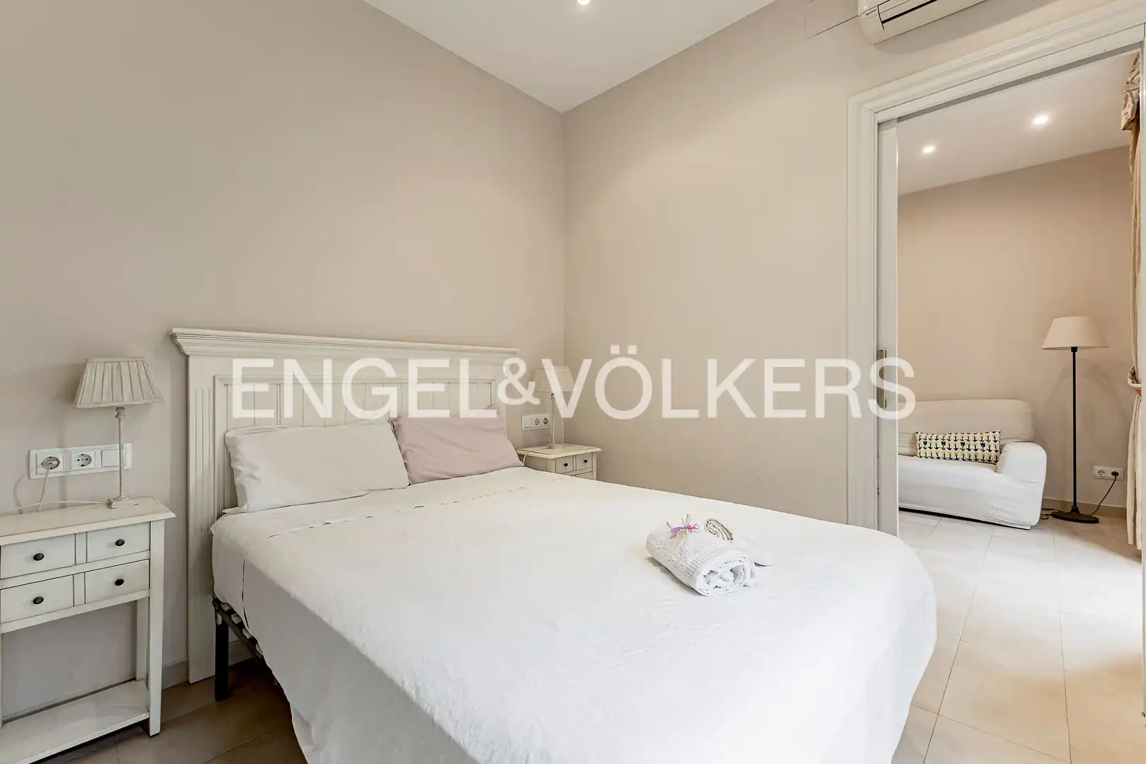 Habitación de Piso de alquiler en Barcelona con Aire acondicionado, Calefacción y Amueblado