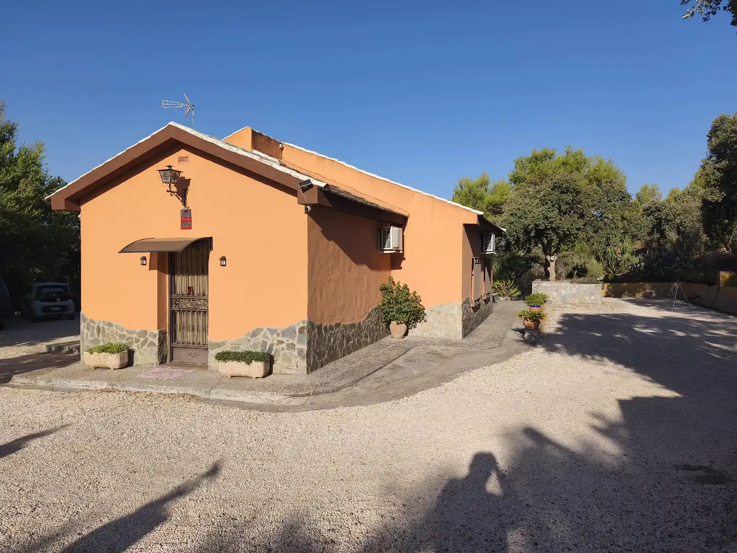 Casa rústica amb piscina en venda a Andújar, imagen 3