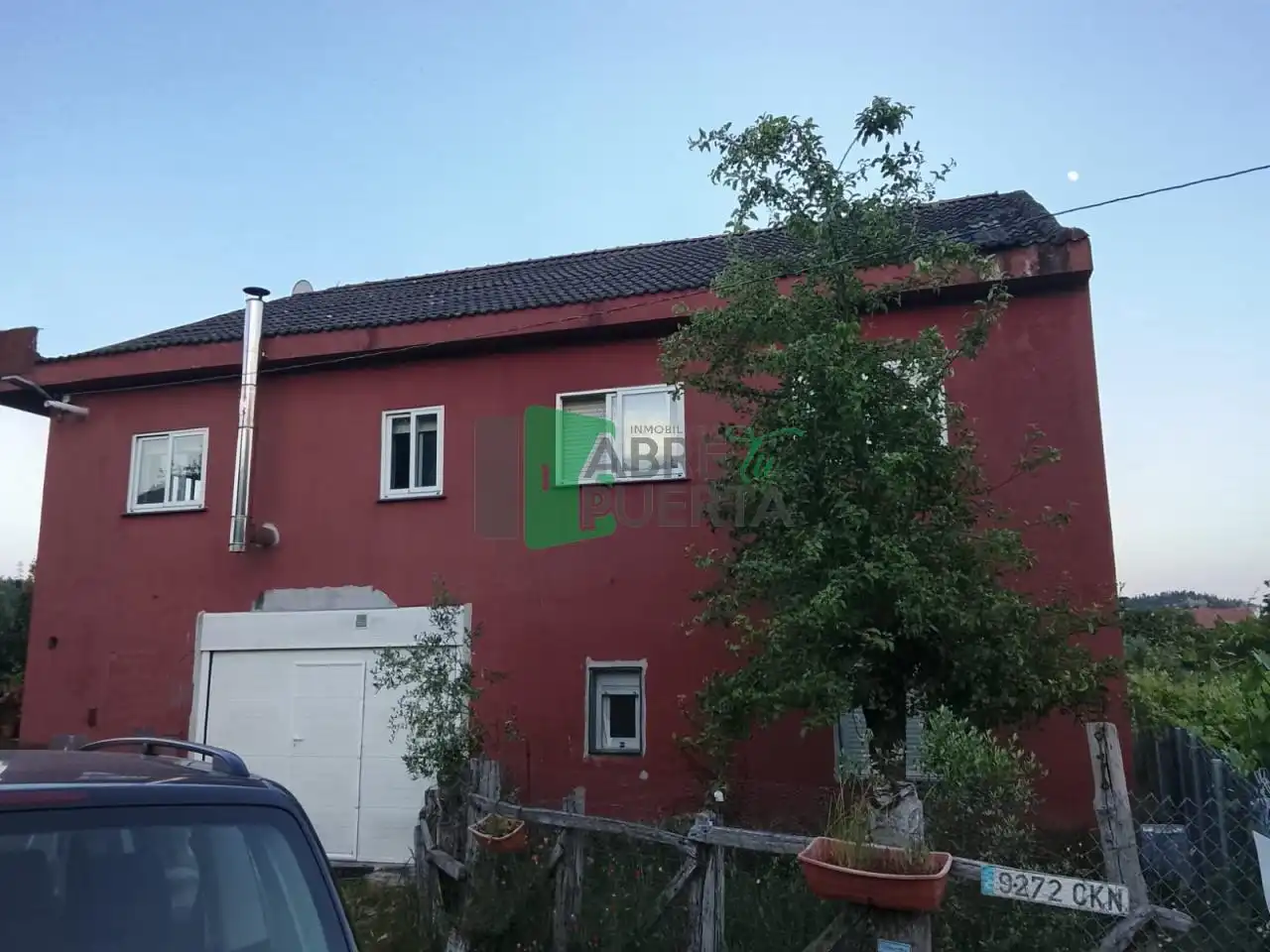 Vista exterior de Casa o chalet en venta en Leiro con Calefacción, Jardín privado y Parquet