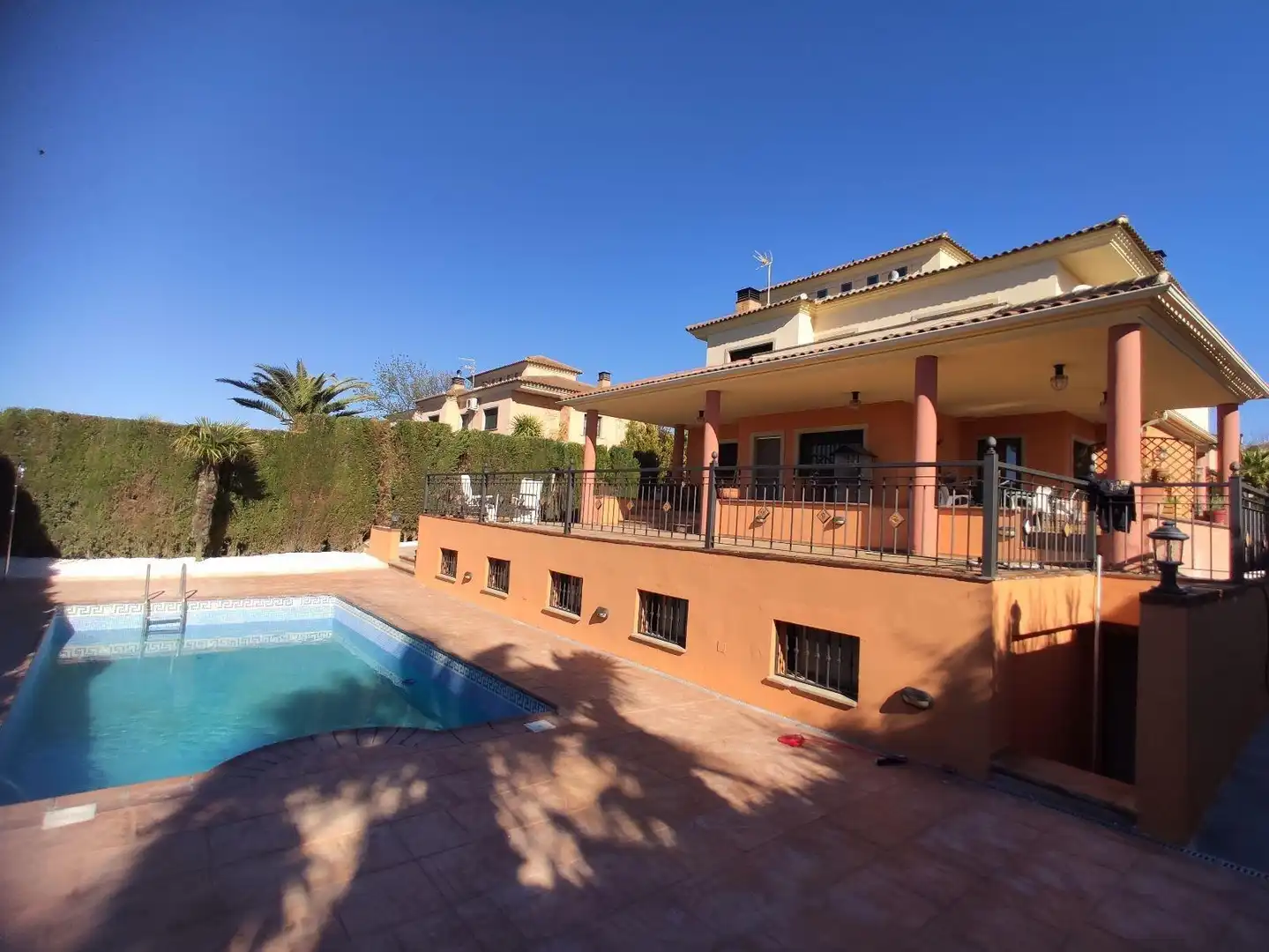 Villa con piscina in vendita a Baeza