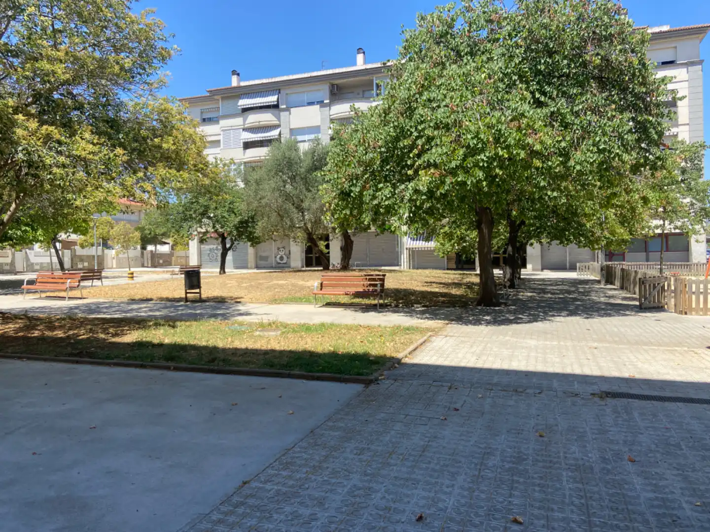 Vista exterior de Piso en venta en Vilanova i la Geltrú con Aire acondicionado, Calefacción y Parquet