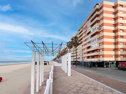 Exterior view of Premises for sale in  Cádiz Capital