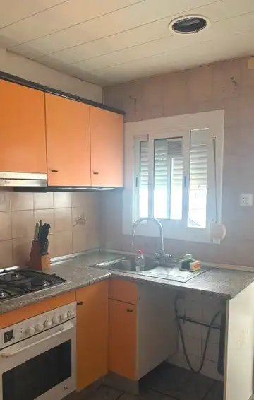 Cocina de Piso en venta en Sant Feliu de Llobregat con Calefacción y Parquet