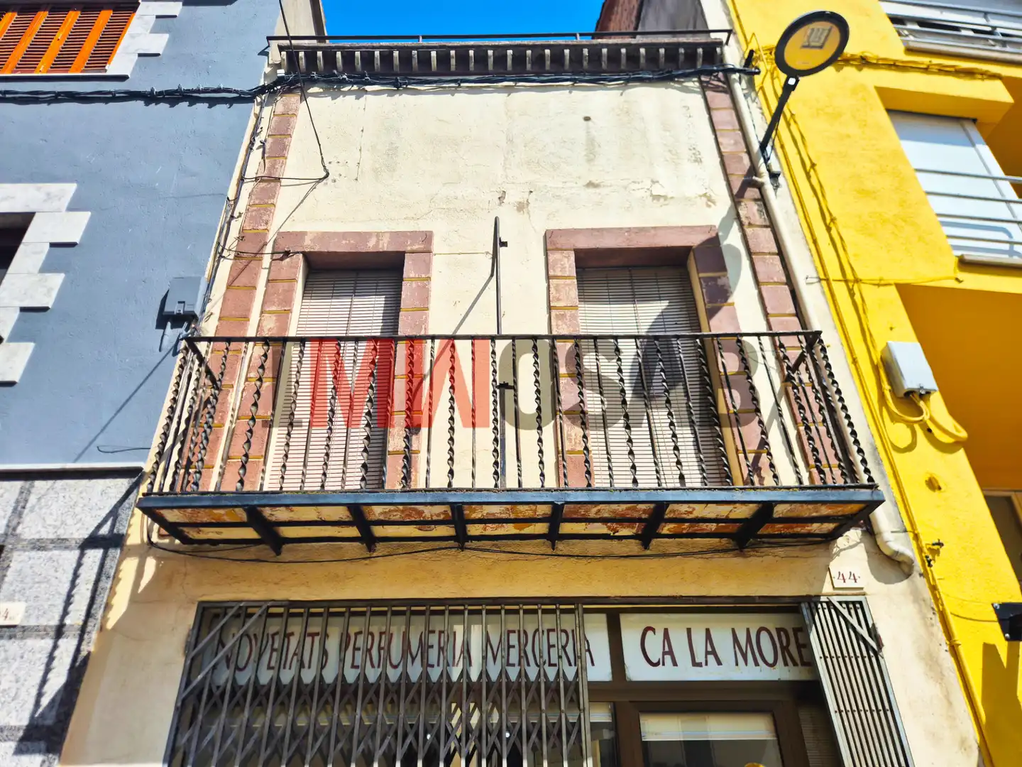 Vista exterior de Casa adosada en venda en Prats de Lluçanès