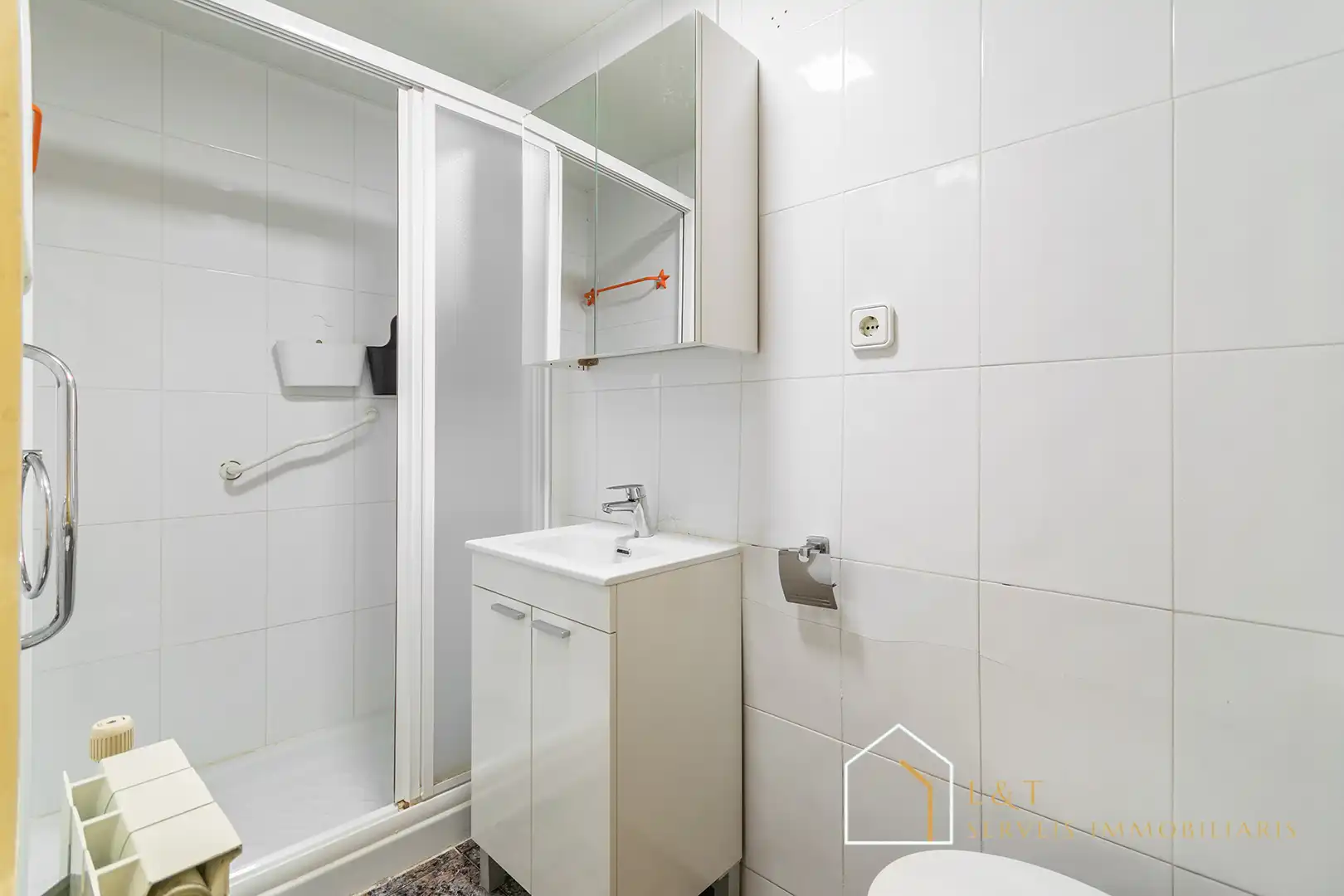 Bathroom of Houses for sale in Rubí  with Air Conditioner