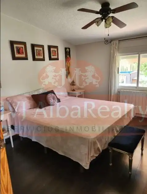 Schlafzimmer von Haus oder Chalet zum Verkauf in Albacete mit Klimaanlage, Privatgarten und Terrasse