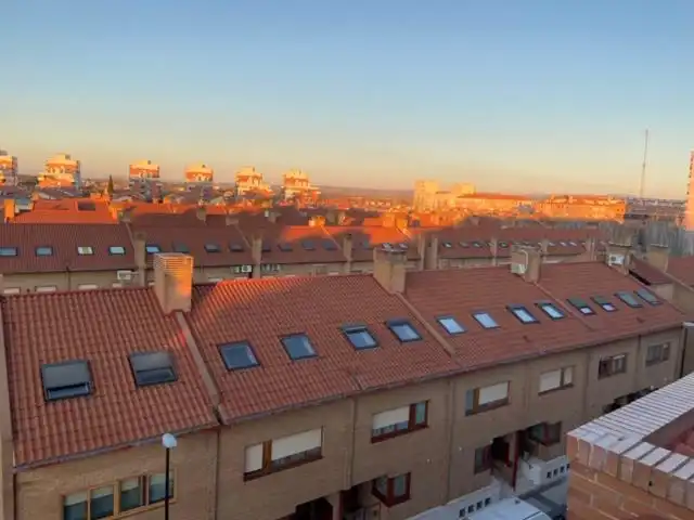Vista exterior de Dúplex de alquiler en Zaragoza con Aire acondicionado, Calefacción y Terraza
