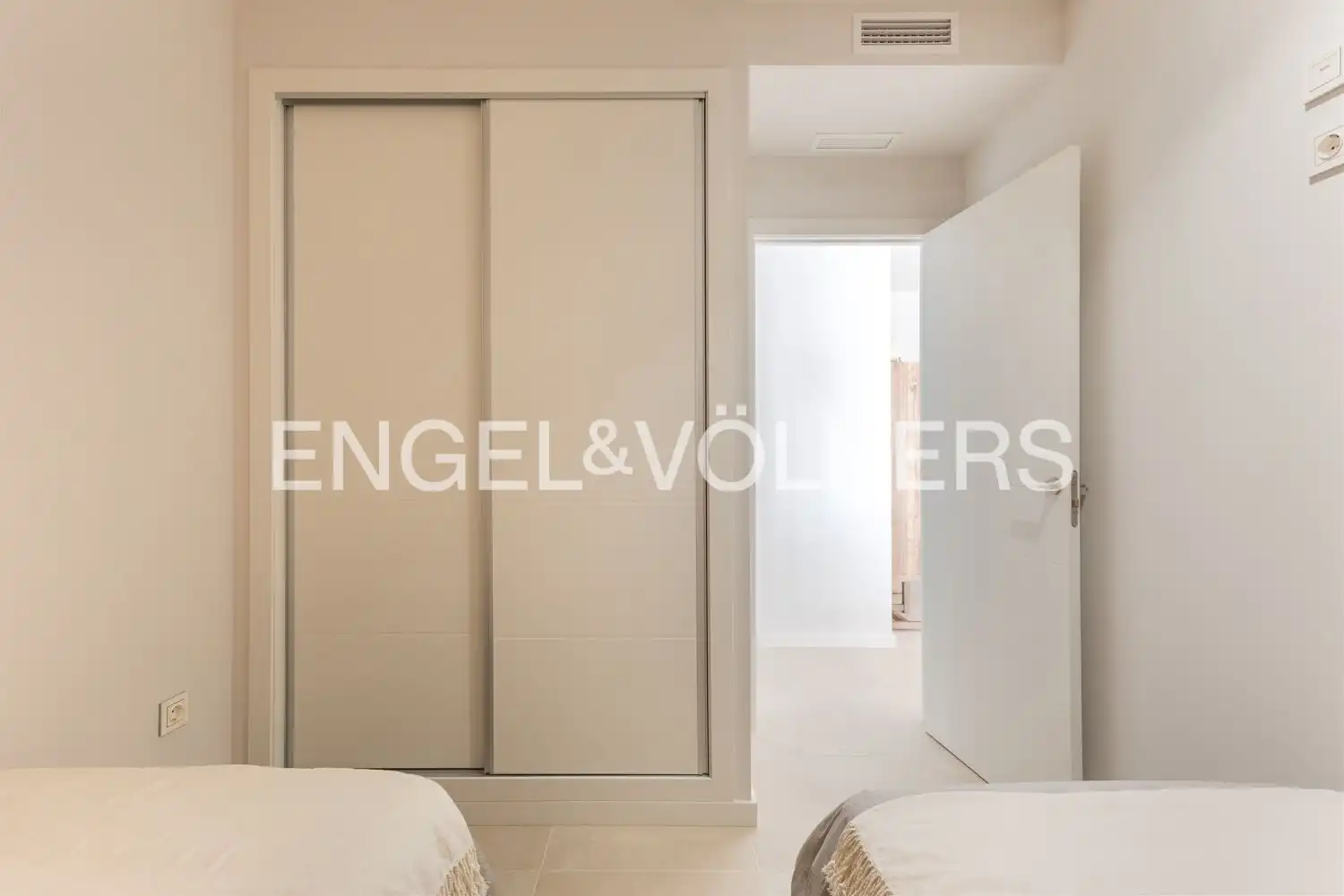 Bedroom of Attic for sale in Dénia  with Air Conditioner, Heating and Terrace