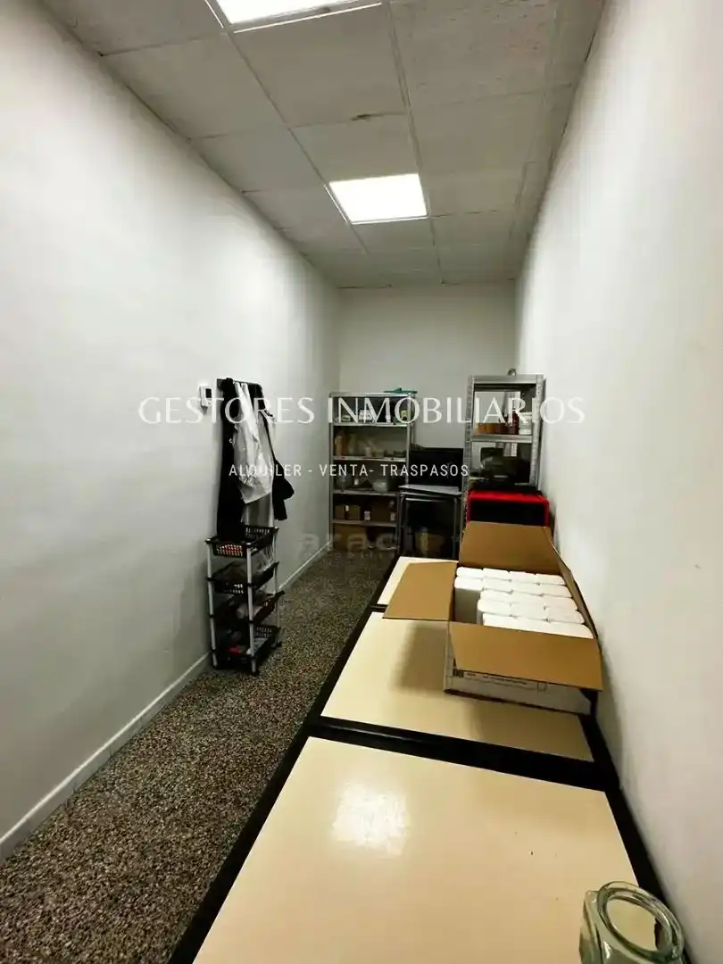 Local en traspaso en Alcoy / Alcoi con Aire acondicionado y Amueblado