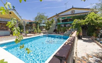 Exterior view of House or chalet for sale in Camarma de Esteruelas  with Air Conditioner and Swimming Pool