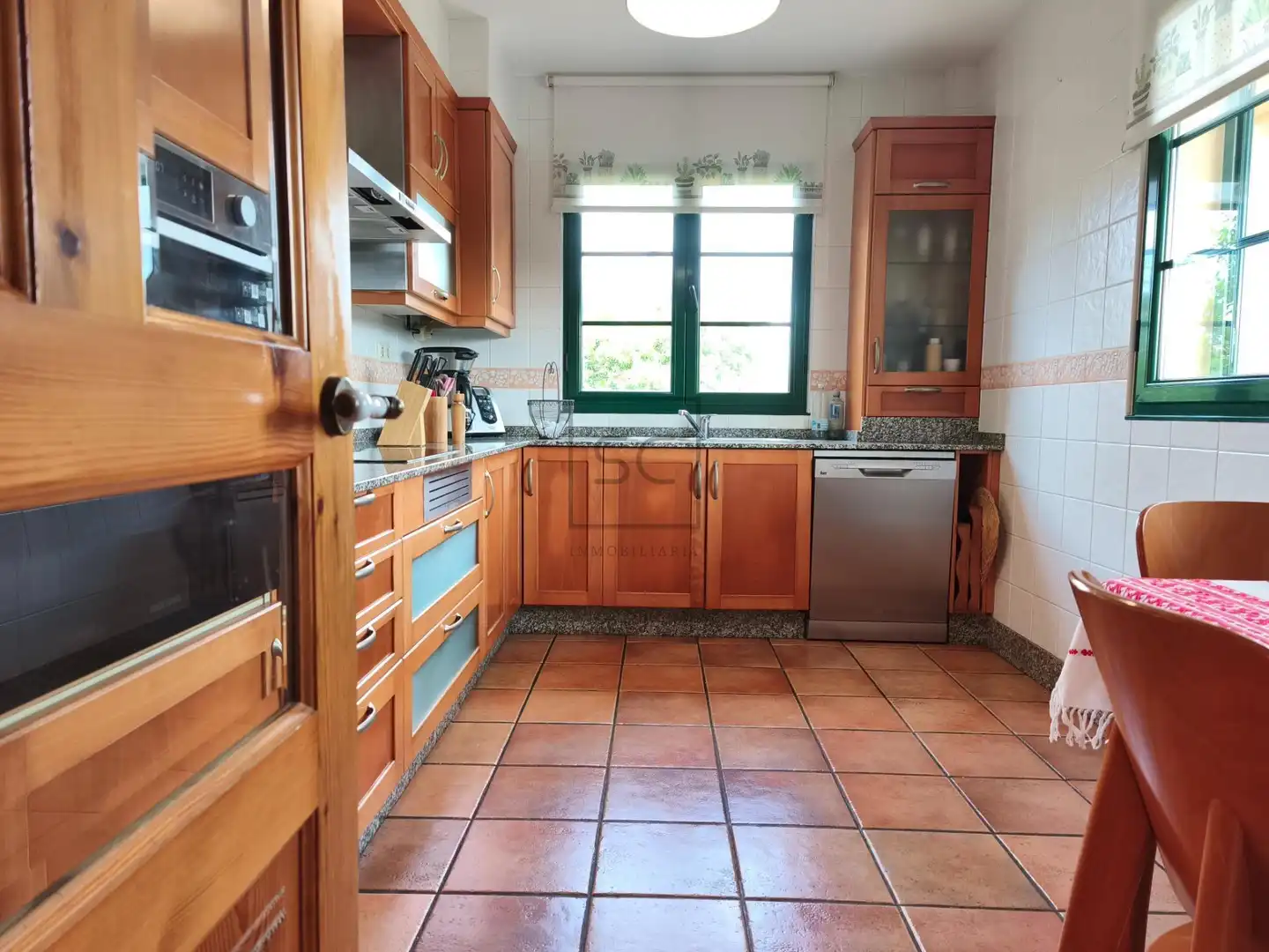 Chalet con piscina en venta en Carretera  de Redes, imagen 9
