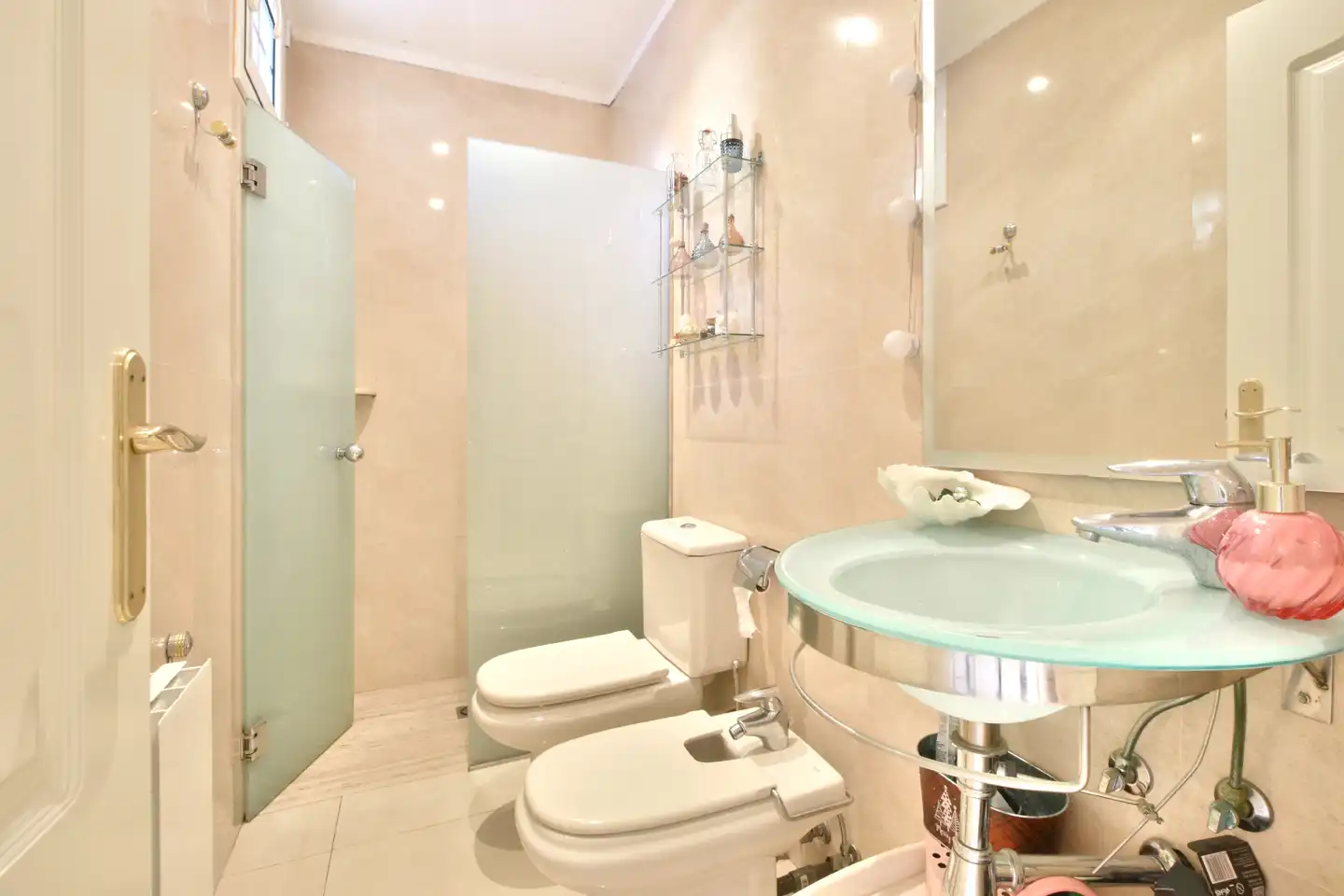 Baño de Casa o chalet en venta en Sant Fost de Campsentelles con Aire acondicionado, Calefacción y Jardín privado