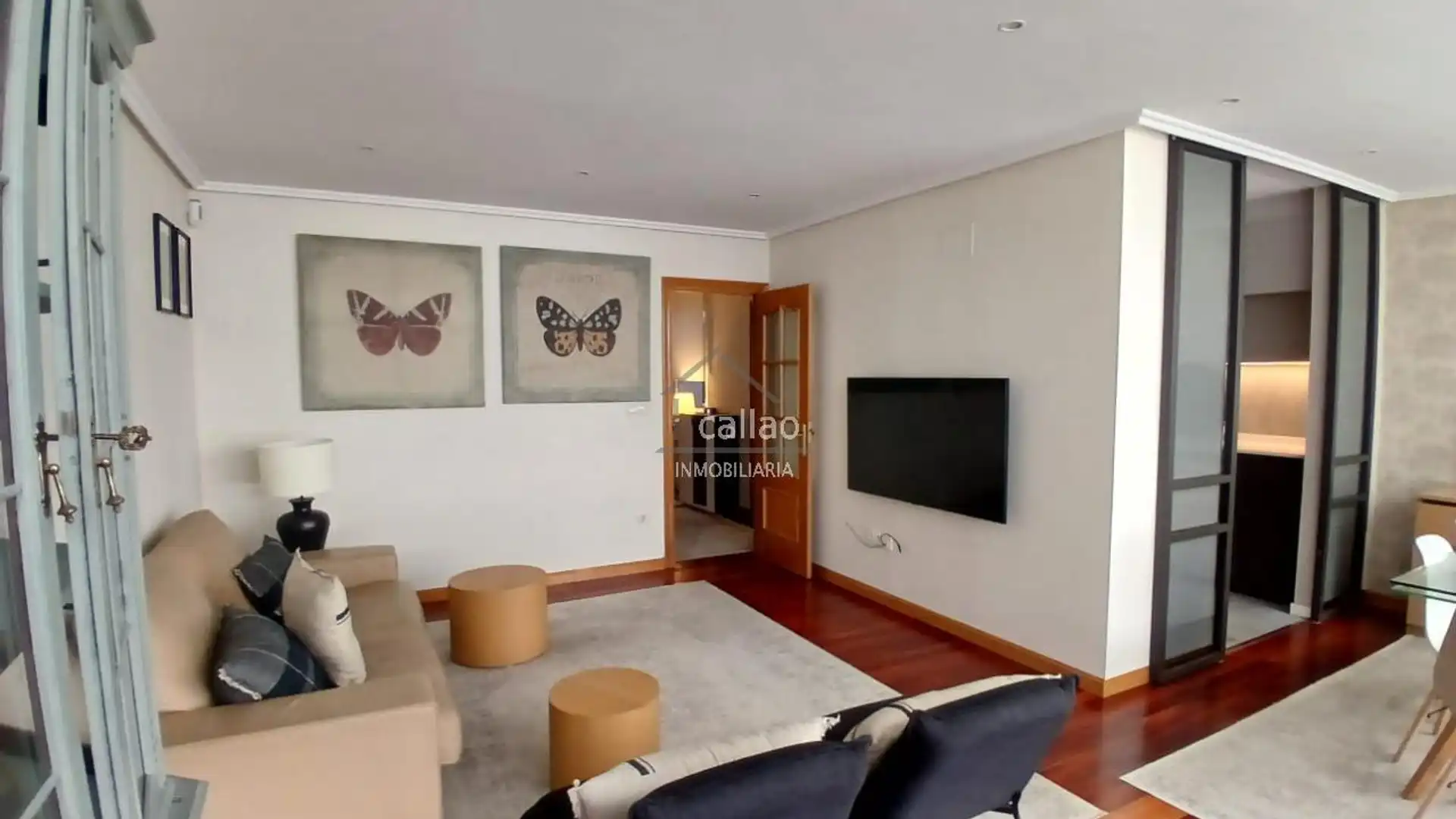 Sala d'estar de Pis en venda en Ferrol amb Calefacció, Parquet i Moblat