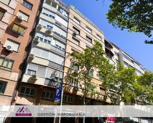 Exterior view of Office for sale in  Madrid Capital  with Air Conditioner