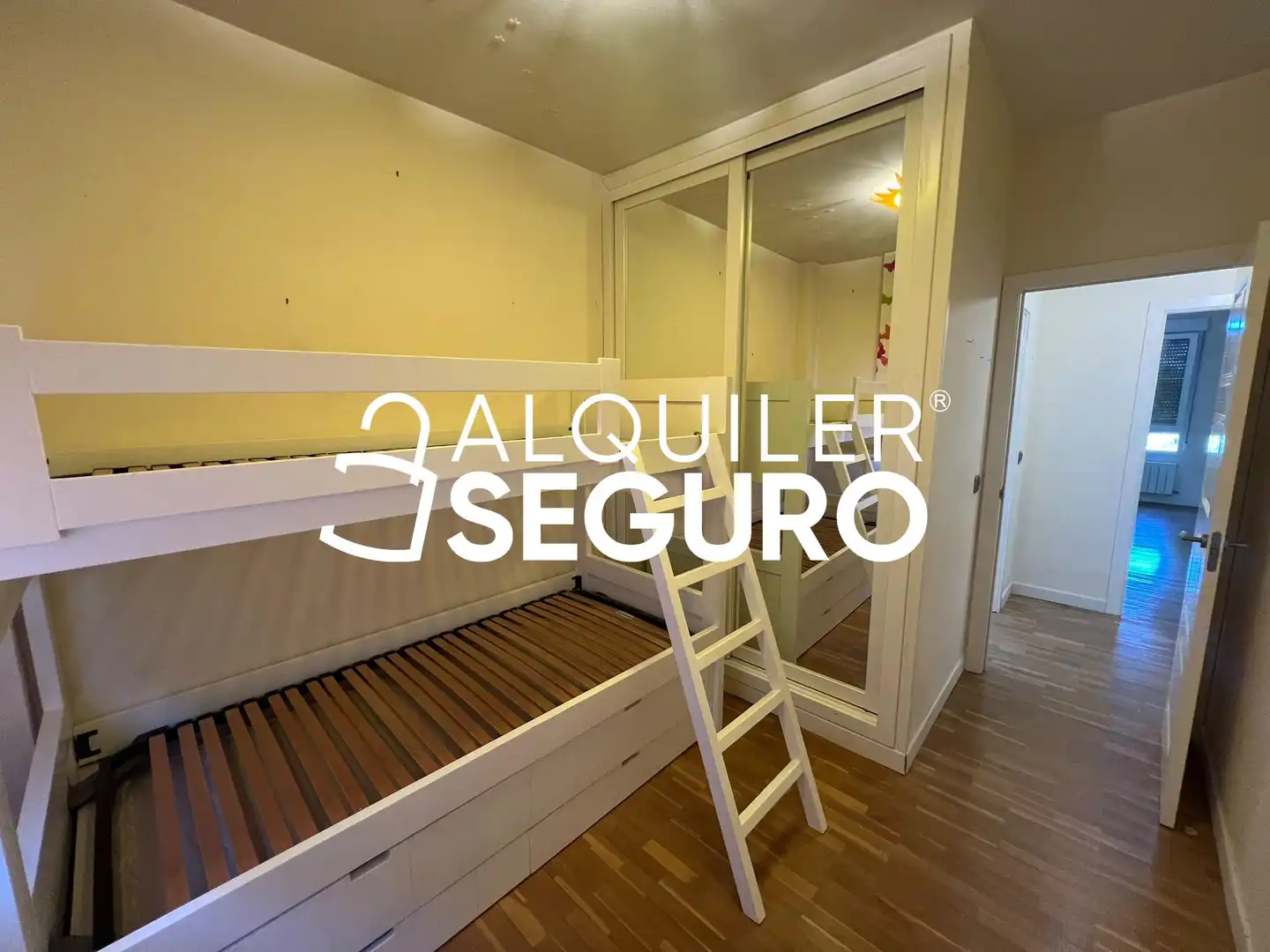 Bedroom of Flat for rent in Tres Cantos  with Air Conditioner and Heating