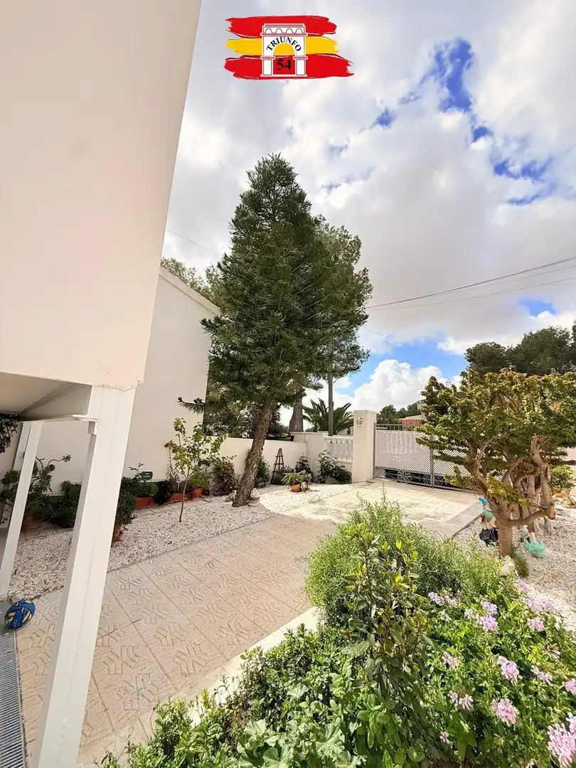 Casa o xalet en venda a Calle NARANJO, El Pinar de Campoverde