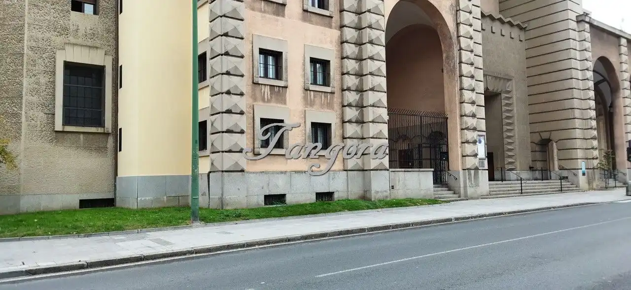 Business premises for sale in Las Mercedes, imagen 2