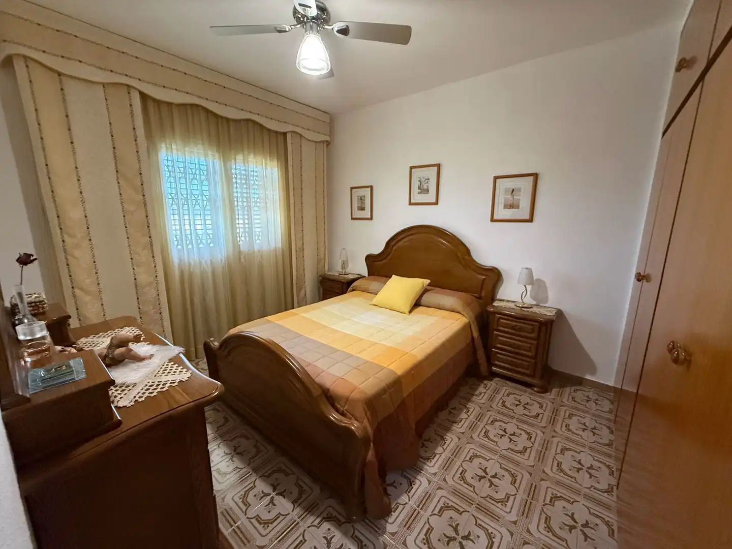 Habitación de Casa o chalet en venta en Palafolls con Calefacción y Jardín privado