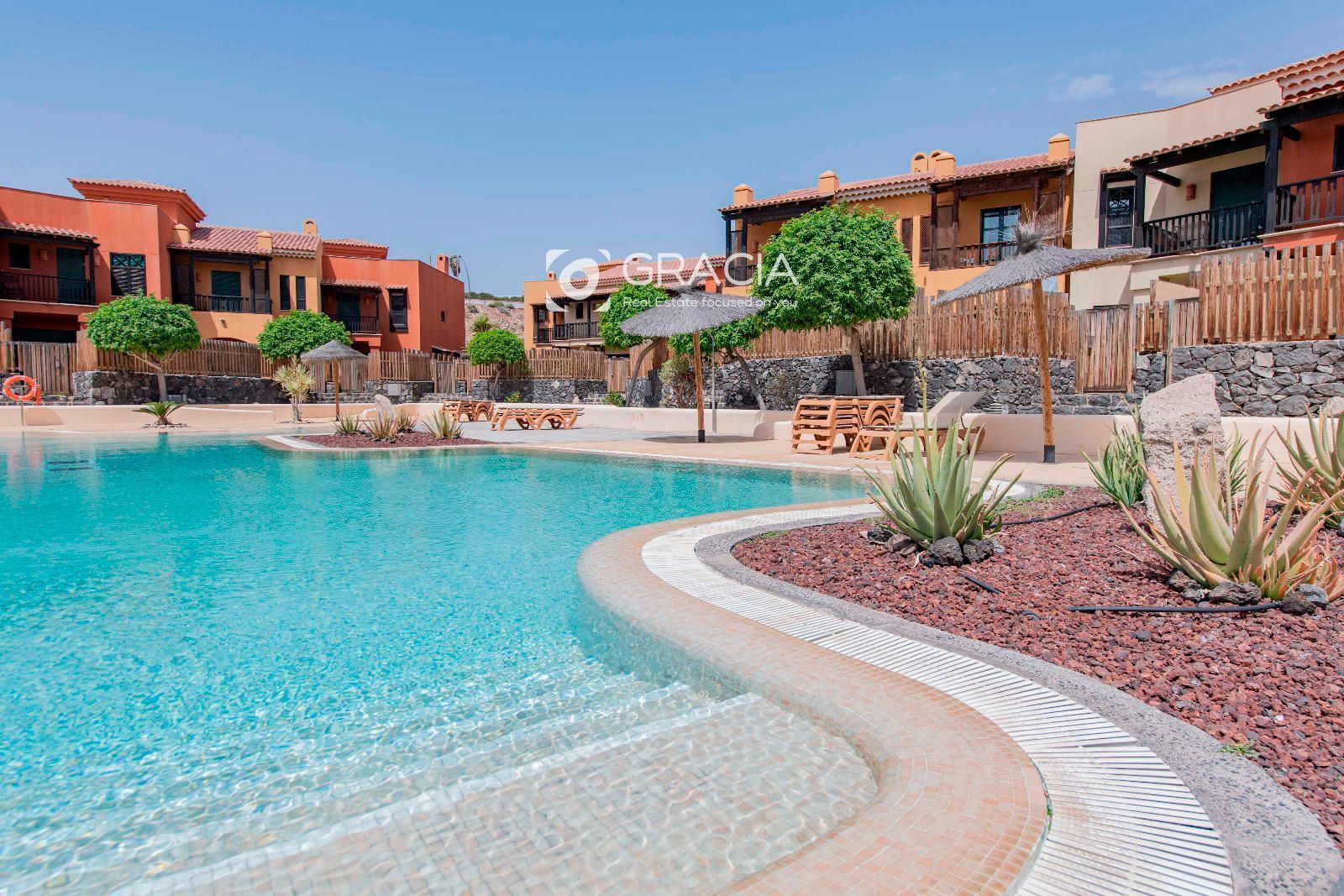 Duplex for sale in DE LAS HIGUERAS, Golf del Sur - Amarilla Golf
