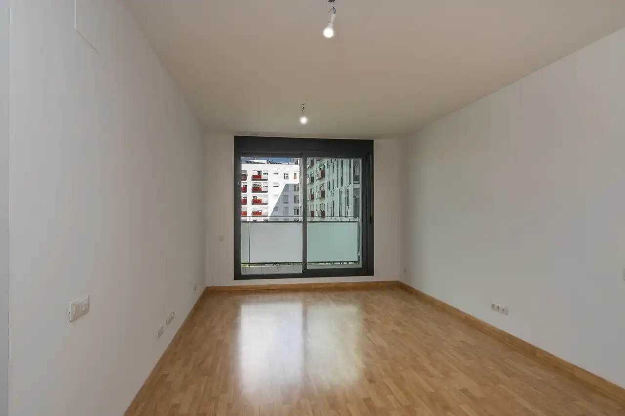 Sala d'estar de Pis en venda en Barcelona amb Aire condicionat, Terrassa i Traster