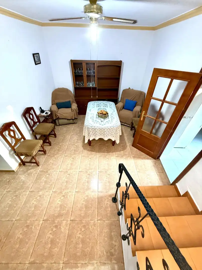 Sala d'estar de Casa o xalet en venda en Humilladero amb Terrassa, Traster i Moblat