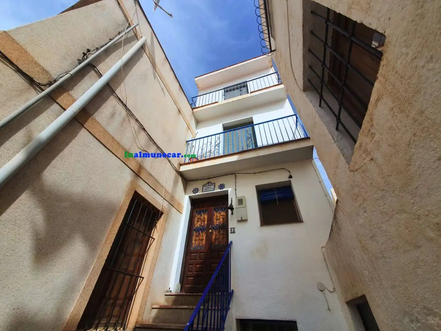 Vista exterior de Casa o chalet en venta en Otívar con Terraza y Amueblado