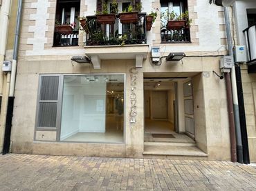Local commercial à vendre à Kale Nagusia