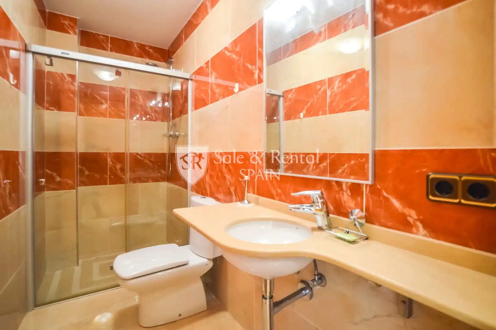House with pool for sale in Montgoda, imagen 8
