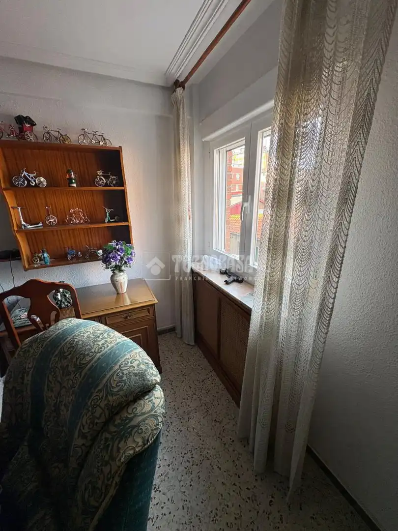 Habitación de Piso en venta en Valladolid con Balcón