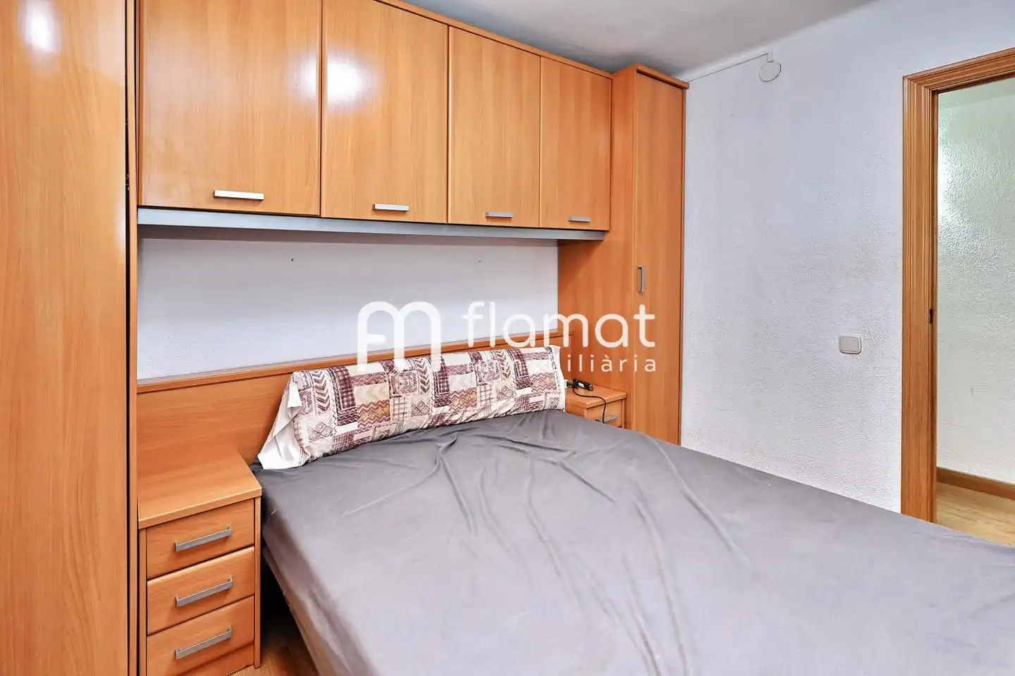 Bedroom of Flat for sale in Santa Coloma de Gramenet  with Air Conditioner, Furnished and Balcony