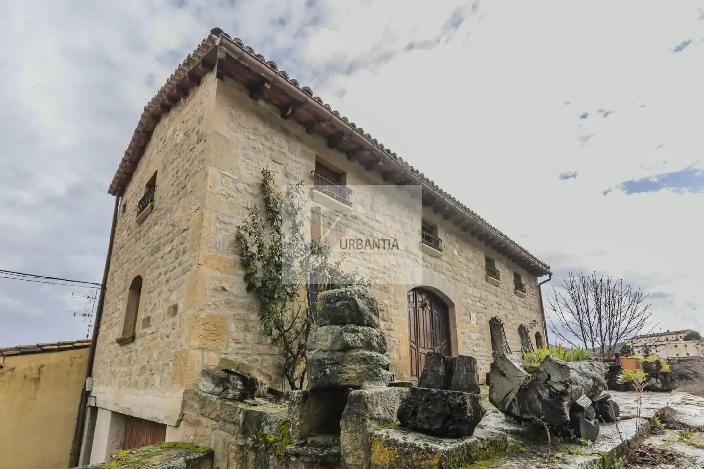 Vista exterior de Casa o xalet en venda en Sos del Rey Católico amb Calefacció