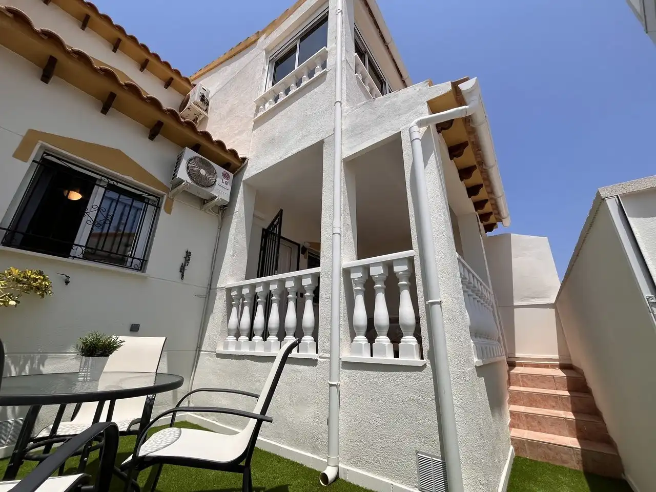 Country house zum Verkauf in N/A, -1, Playa Flamenca
